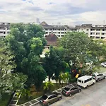*Accessible 2Br Condo Close To Sm Marikina/Lrt 2*