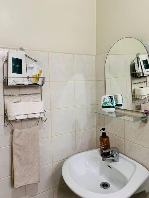 Apartment *accessible 2br Close To Sm Marikina/lrt 2*