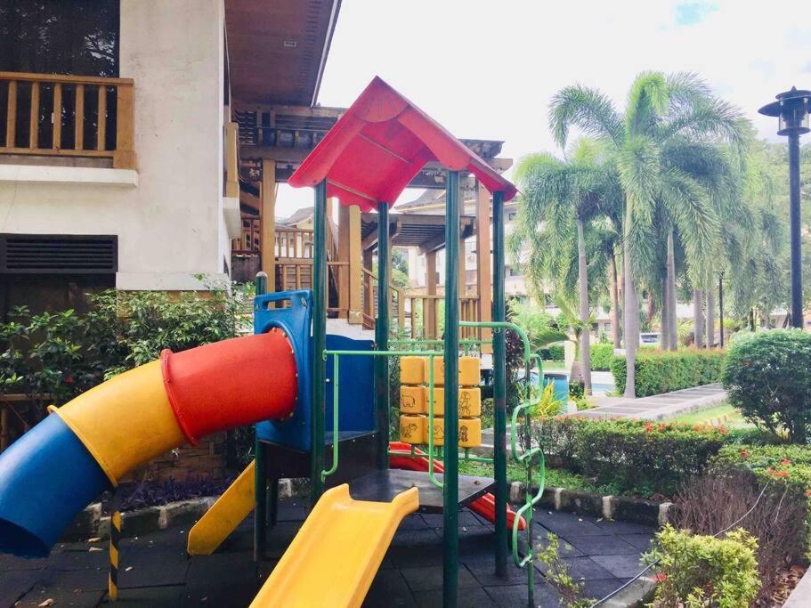 *accessible 2br Close To Sm Marikina/lrt 2*